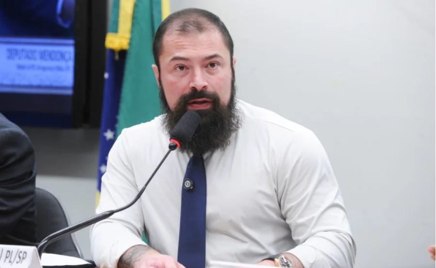 Comissão aprova defesa jurídica gratuita para policiais