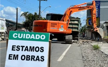 Jacinto Machado inicia obras de nova ciclovia de 1,7 km Máquinas da Construtora Nunes iniciam os trabalhos de remoção de calçadas na rua Silvio Boff para obras de infraestrutura em Jacinto Machado.