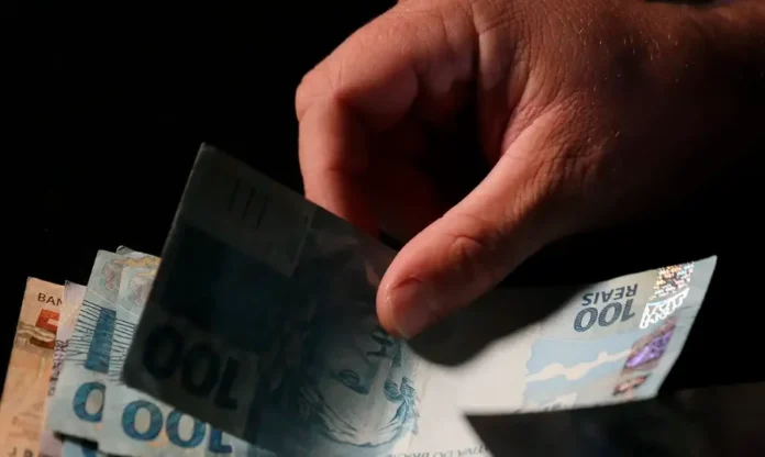 Lei do salário mínimo completa 90 anos nesta quarta