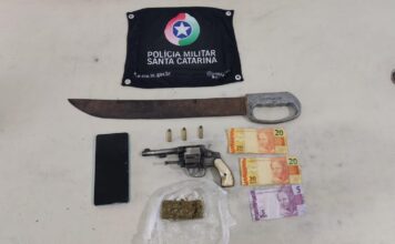 Homem é preso por porte ilegal de arma e drogas em Timbé do Sul