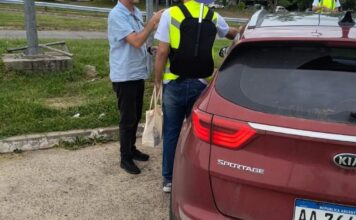 ViaCosteira orienta turistas estrangeiros nas rodovias