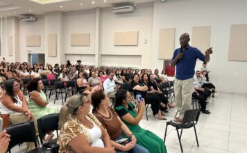 Educação de Araranguá abre ano letivo 2026 com formação