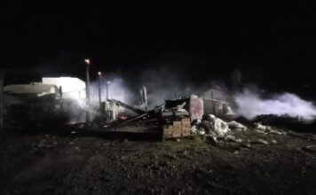 Incêndio destrói galpão em Balneário Arroio do Silva