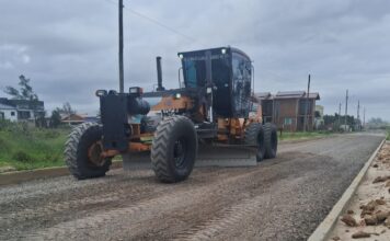 Obras preparam asfaltamento da Beira Mar Sul na Gaivota