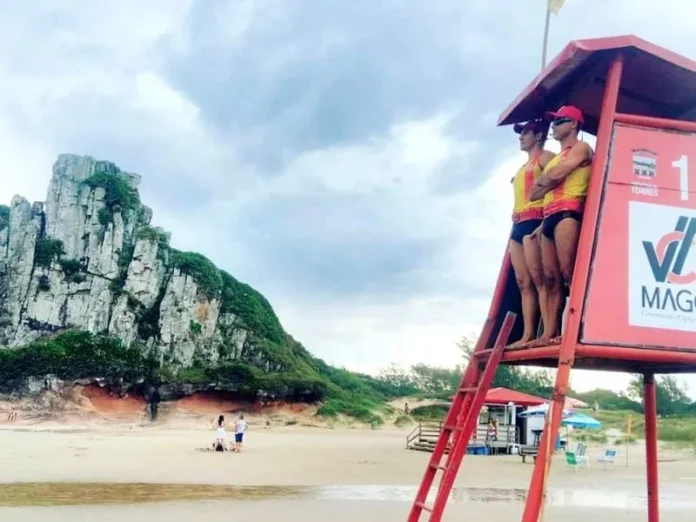 guarda-vidas-civis_por-A-FOLHA_11zon