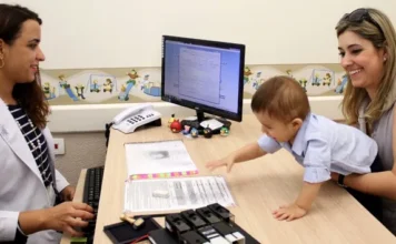 SUS capacita profissionais para desenvolvimento infantil