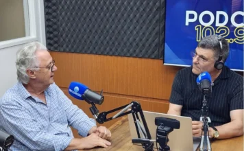 Pedro Reis relata fé e superação na Eskimó Sorvetes Empresário Pedro Reis, fundador da Eskimó Sorvetes, concede entrevista nos estúdios da rádio 102.9 Amorim FM sobre sua trajetória de sucesso e fé no setor de picolés e sorvetes.