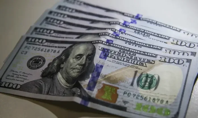 dolar_moeda_0803221210 (1)