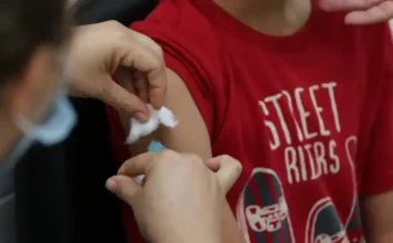 Vacinação nas escolas mira 27 milhões de estudantes