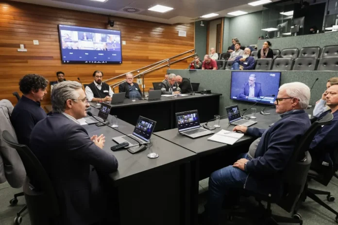 Alesc debate impactos de possível El Niño em SC Reunião da Comissão de Meio Ambiente da Alesc debate possível El Niño em Santa Catarina com especialistas e autoridades