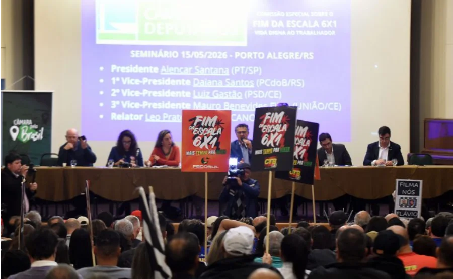 Audiência pública em Porto Alegre discute PEC da jornada de trabalho e fim da escala 6x1 na Câmara dos Deputados