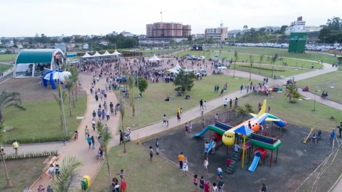 Circuito de carrinho de mão agita Criciúma no fim de semana Parque dos Imigrantes em Criciúma recebe público em área de lazer com playground, tendas e programação ao ar livre