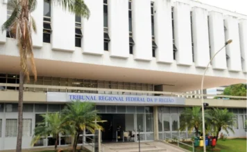 Congresso analisa verba extra de R$ 56,2 mi à Justiça Fachada do Tribunal Regional Federal da 1ª Região, órgão que pode receber recursos de crédito suplementar no Orçamento de 2026.
