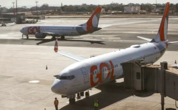 Gol entra em ranking das melhores aéreas do mundo Aviões da Gol em aeroporto; companhia aérea brasileira aparece em ranking global das melhores empresas low cost do mundo.
