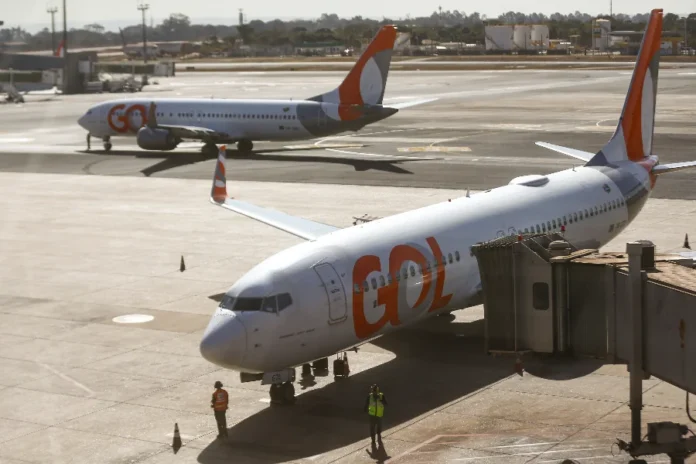 Gol entra em ranking das melhores aéreas do mundo Aviões da Gol em aeroporto; companhia aérea brasileira aparece em ranking global das melhores empresas low cost do mundo.