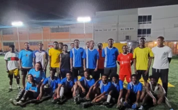 Imigrantes africanos terão time no Municipal de Criciúma Equipe Cogacri, formada por imigrantes africanos de Gana e Togo, treina para o Campeonato Municipal de Futebol de Criciúma