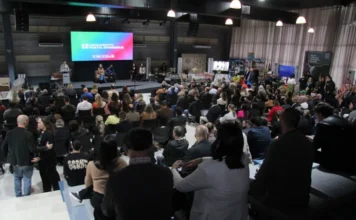 Integratur lança plataforma para turismo no Sul de SC Lançamento da plataforma Integratur reúne autoridades, empreendedores e representantes do turismo regional no Centro de Inovação Criciúma