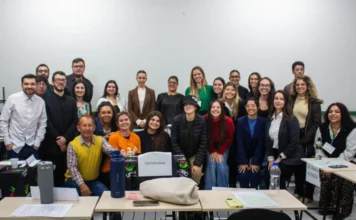 Júri simulado marca aula de Psicologia Jurídica na Unesc Acadêmicos de Psicologia da Unesc participam de júri simulado em aula de Psicologia Jurídica sobre atuação no judiciário
