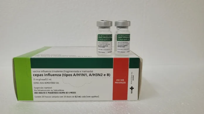 SC distribui 164 mil vacinas contra gripe às regiões Doses da vacina contra Influenza distribuídas pela Secretaria de Estado da Saúde em Santa Catarina