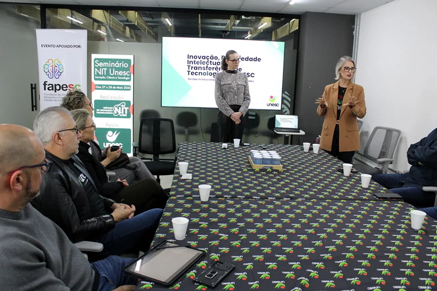 Seminário do NIT da Unesc debate inovação, propriedade intelectual e transferência tecnológica no CRIO, em Criciúma