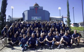 Unesc leva caminhada de contábeis até Caravaggio Professores e acadêmicos de Ciências Contábeis da Unesc durante caminhada do Contabilizando Saúde até o Santuário de Caravaggio, em Nova Veneza