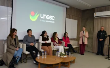 Unesc recebe novos mestrandos e doutorandos no PPGE Aula inaugural do PPGE da Unesc reúne docentes, estudantes e representantes da universidade para debate sobre avaliação da pós-graduação em Educação