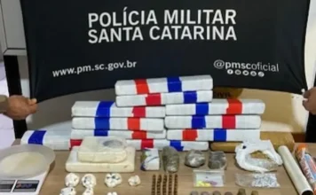 Mulher é presa com drogas e munições em Passo de Torres