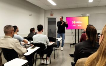 Telmo Martinello debate comunicação na Acic