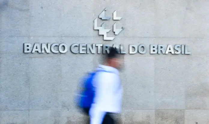 banco_central_mcajr_abr_0104222273_0 (1)