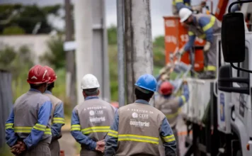 Falta de luz atinge 13 cidades do litoral norte do RS