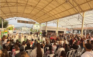 1º CULTIVA valoriza cultura local em Jacinto Machado Público acompanha apresentações culturais durante o 1º CULTIVA Jacinto Machado na Rua Coberta, com programação de arte, tradição e valorização da cultura local.
