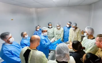 SC capacita equipes para ampliar doação de córneas