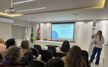 CDL Araranguá aprova prêmios do Natal Premiado 2026 Assembleia da CDL Araranguá aprova premiação da Campanha Natal Premiado 2026 com scooters e bicicletas elétricas