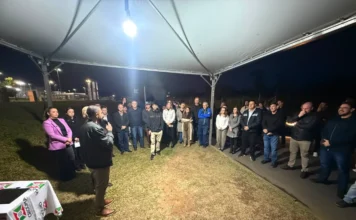 Criciúma inicia ponte e entrega chafariz no Rio Maina Autoridades e moradores participam de ato da Prefeitura de Criciúma no Parque dos Imigrantes, no Distrito do Rio Maina, durante entrega de chafariz e início da obra da ponte no Monte Castelo.
