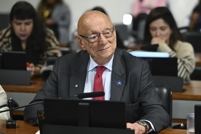 Jaguaruna avança como Capital da Maior Onda do Brasil Senador Esperidião Amin participa de reunião no Senado sobre projeto que reconhece Jaguaruna como Capital da Maior Onda do Brasil
