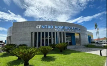 Setor de IPTU de Arroio do Silva tem novo WhatsApp Centro Administrativo de Balneário Arroio do Silva, onde funciona o atendimento da Prefeitura para serviços relacionados ao IPTU municipal