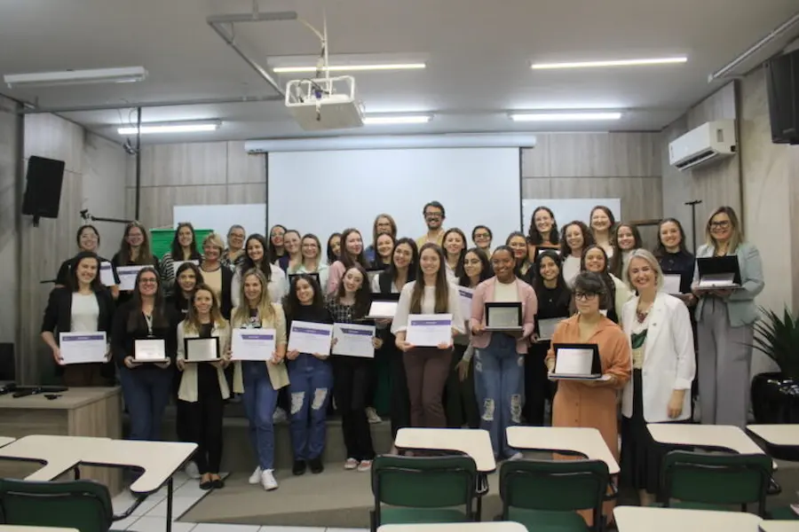 terceira-edicao-premio-mulheres-na-ciencia-daniela-savi-347-768x512