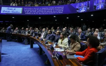 PEC 6×1 opõe empresários e sindicatos