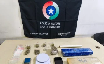 Homem é preso com mais de 2 kg de maconha em Sombrio