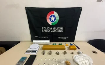 Drogas são apreendidas em residência de Passo de Torres