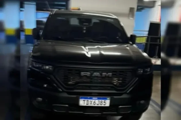 Caminhonete de luxo divulgada pela PCDF em opera&ccedil;&atilde;o contra anabolizantes adulterados.