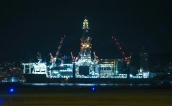 Camex mantém imposto de 12% sobre exportação de petróleo