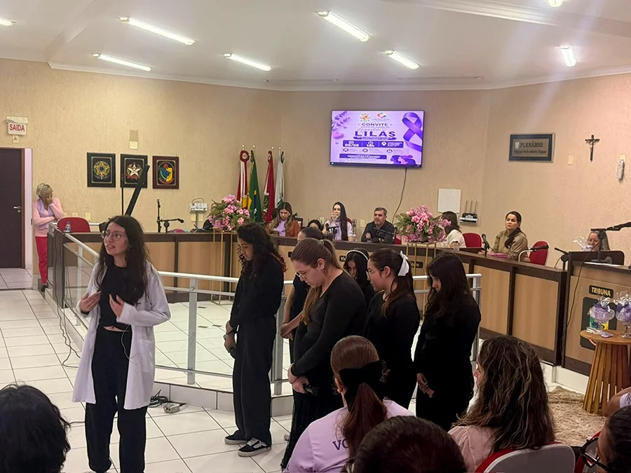 Ação do Agosto Lilás reúne mulheres e integrantes da rede de proteção durante evento de conscientização em Santa Rosa do Sul