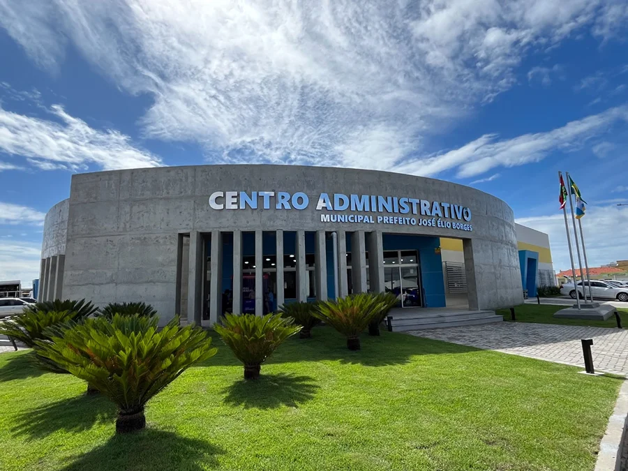 Centro Administrativo Municipal de Balneário Arroio do Silva, onde a Prefeitura realiza chamada pública para contratação temporária.