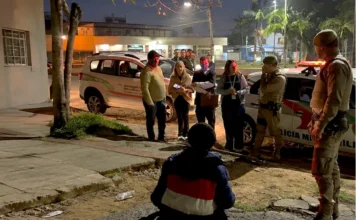 Criciúma encaminha três pessoas para internação involuntária Equipes da Prefeitura de Criciúma e da Polícia Militar durante abordagem a pessoa em situação de rua para internação involuntária.