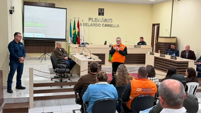 Ermo debate riscos do El Niño em audiência pública Audiência pública sobre riscos climáticos associados ao El Niño reúne moradores e autoridades no plenário da Câmara de Vereadores de Ermo.