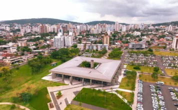 Criciúma abre inscrições para bolsas universitárias