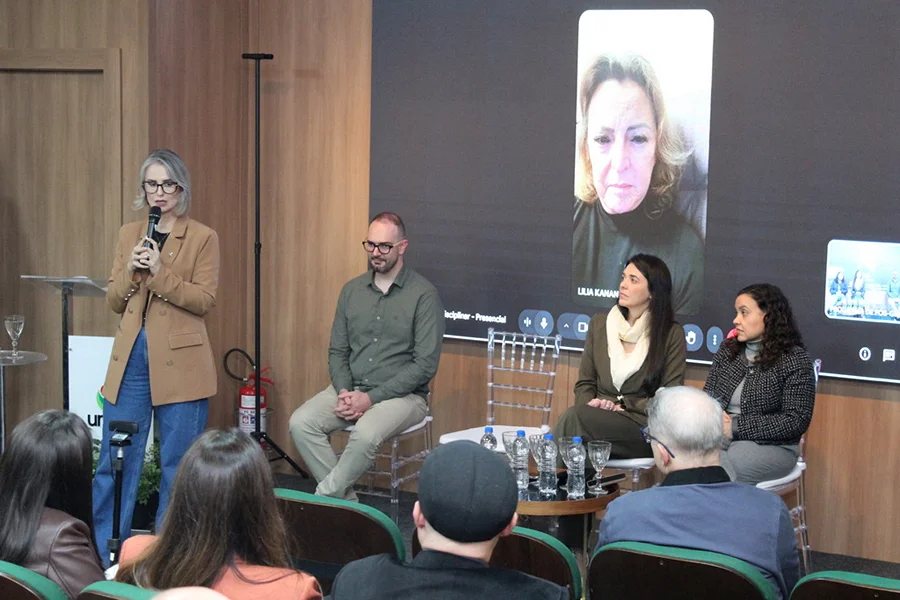 Evento do mestrado em Gestão em Saúde da Unesc e Uniplac reúne docentes e estudantes em atividade com transmissão on-line.