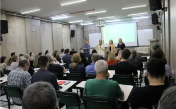 Unesc reforça prevenção diante dos possíveis impactos do El Niño Coordenadores de cursos e gestores da Unesc participam de reunião sobre ações preventivas para possíveis impactos do El Niño.
