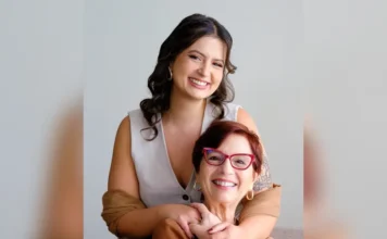 Unesc debate convivência entre gerações no trabalho Duas mulheres de diferentes gerações sorriem juntas em retrato de divulgação da palestra “Junto e Misturado – O Futuro é Multigeracional”, promovida pela Unesc.